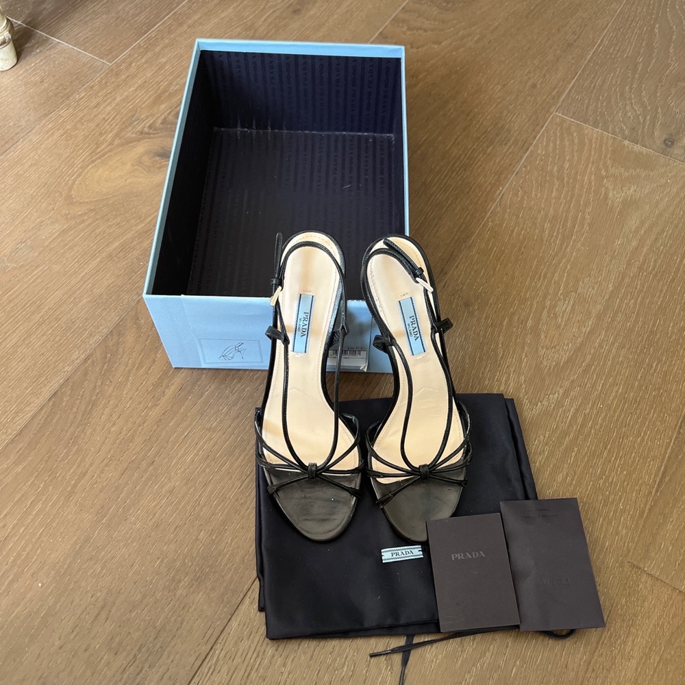 Prada women shoes, slingback,size 37,5. Preowned, in excellent condition